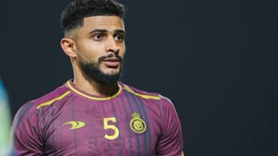 النصر يعلن عن خطوة حاسمة بشأن مستقبل العمري في صفوف الفريق