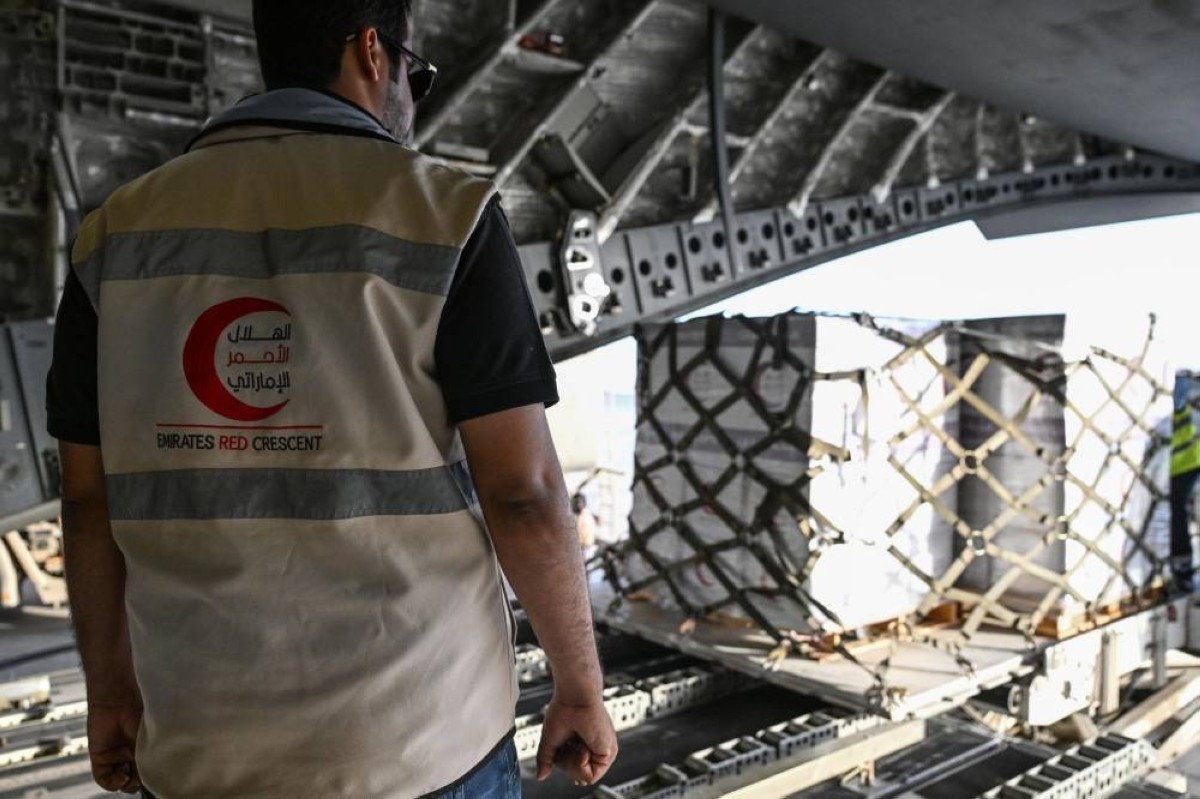 بتوجيهات رئيس الدولة: الإمارات تُرسل 40 طناً من المساعدات الإنسانية إلى أفغانستان في خطوة تاريخية