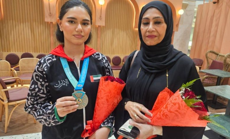 بطلة الكاراتيه شيخة اليافعي تكشف: والدتي كانت مفتاح نجاحي في عالم الرياضة! 1 بطلة الكاراتيه شيخة اليافعي تكشف: والدتي كانت مفتاح نجاحي في عالم الرياضة!