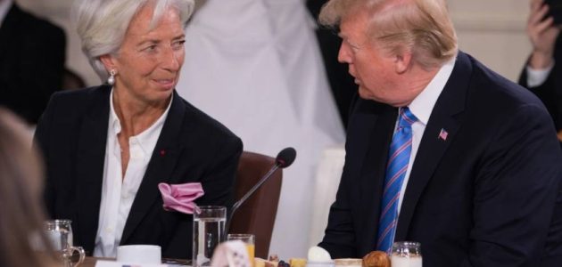 ترامب يتدخل في "الاحتياطي الفيدرالي": هل يهدد الاقتصاد العالمي بخطر غير مسبوق؟ 1 ترامب يتدخل في "الاحتياطي الفيدرالي": هل يهدد الاقتصاد العالمي بخطر غير مسبوق؟