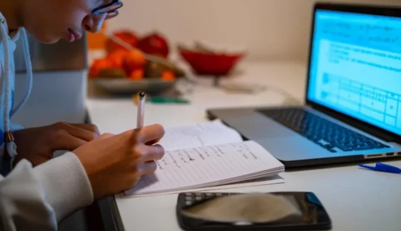 تعليق الدراسة في بعض محافظات السعودية اليوم بسبب الظروف الجوية وفقًا لطقس العرب