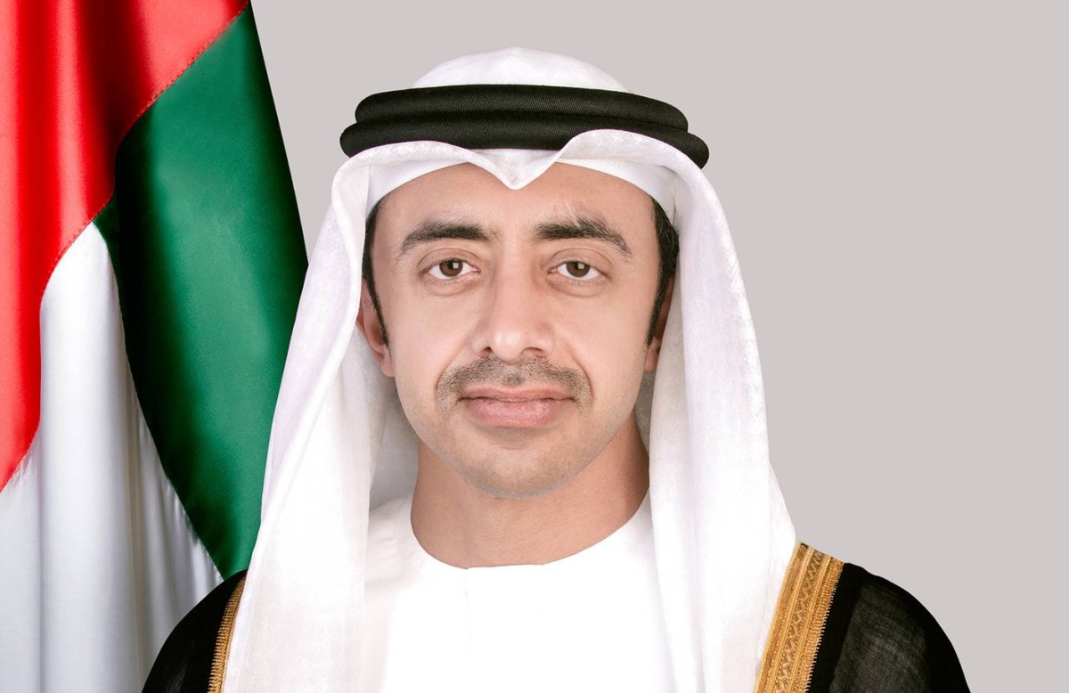 عبدالله بن زايد يستقبل وزير الطاقة والمياه اللبناني في زيارة تاريخية تعزز التعاون العربي