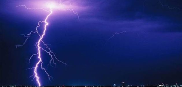 عودة العواصف الرعدية في المملكة بتأثيرات موسعة على الأحوال الجوية 1 عودة العواصف الرعدية في المملكة بتأثيرات موسعة على الأحوال الجوية
