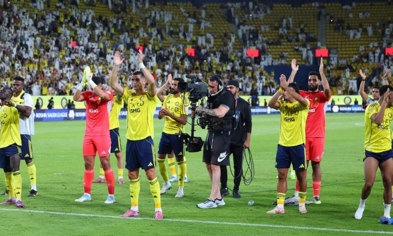 كريستيانو رونالدو يعبر عن امتنانه لجمهور النصر ويؤكد التزامه بمواصلة الجهود لتحقيق الانتصارات