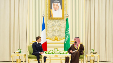 ماكرون يؤكد التزام فرنسا والسعودية بإرساء أسس السلام المستدام في الشرق الأوسط