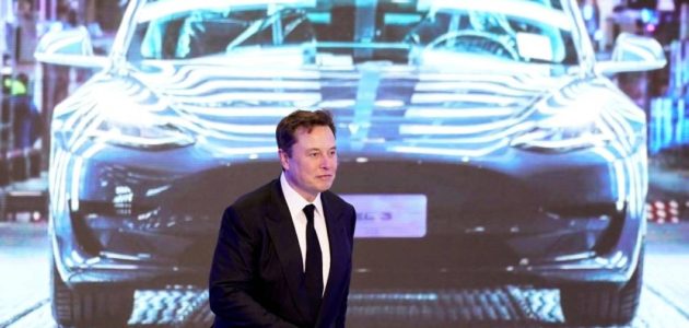 مجلس إدارة تسلا يكشف عن خطة تعويضات تاريخية لـ'ماسك' تصل إلى تريليون دولار! 1 مجلس إدارة تسلا يكشف عن خطة تعويضات تاريخية لـ'ماسك' تصل إلى تريليون دولار!