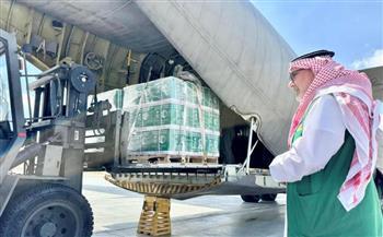 وصول الطائرة الإغاثية السعودية 63 إلى غزة لتعزيز جهود الدعم الإنساني