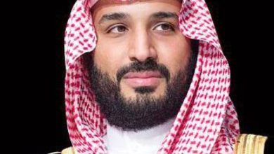 ولي العهد السعودي يتوجه إلى قطر لقيادة وفد المملكة في القمة العربية الإسلامية الطارئة