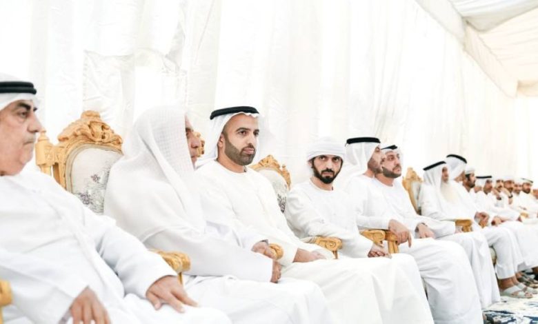 ولي عهد رأس الخيمة يقدم تعازيه القلبية في وفاة أرملة صالح الشحي: لحظات من الحزن والتضامن